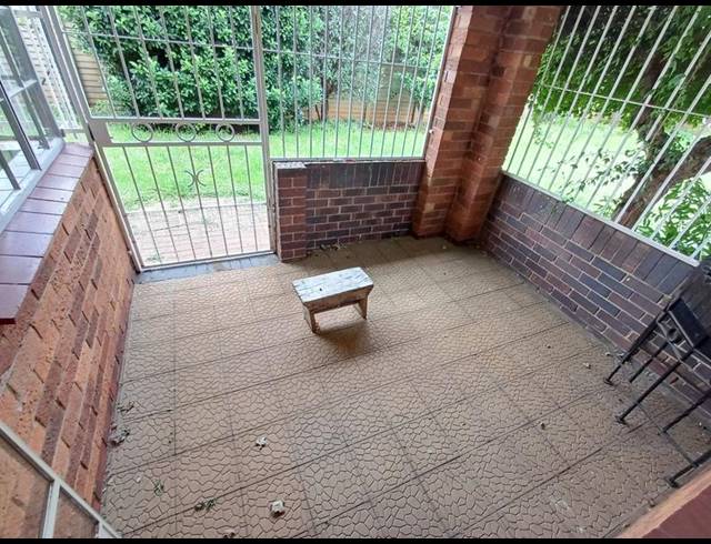 3 BEDROOM PROPERTY TO RENT IN DUNCANVILLE